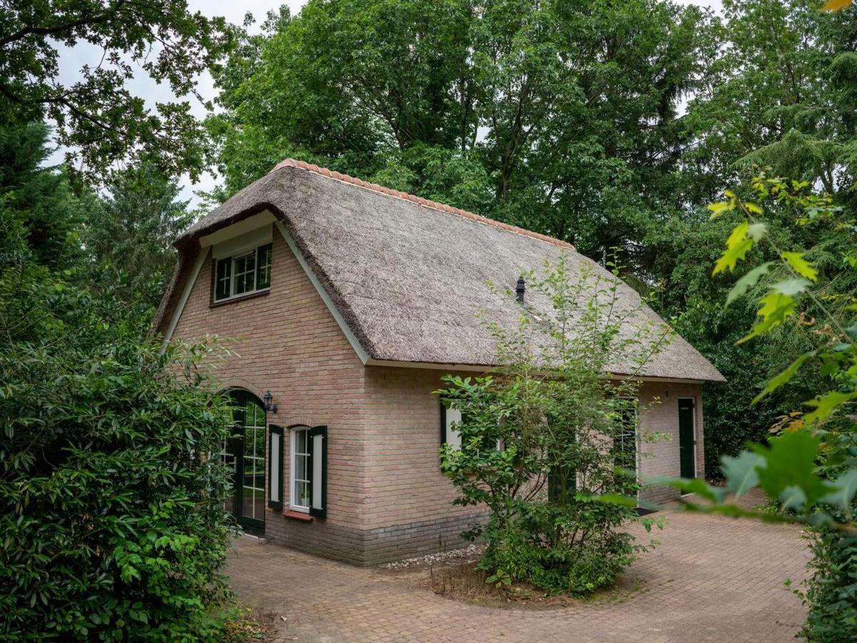 Landal Het Land Van Bartje Hotel Ees Bagian luar foto